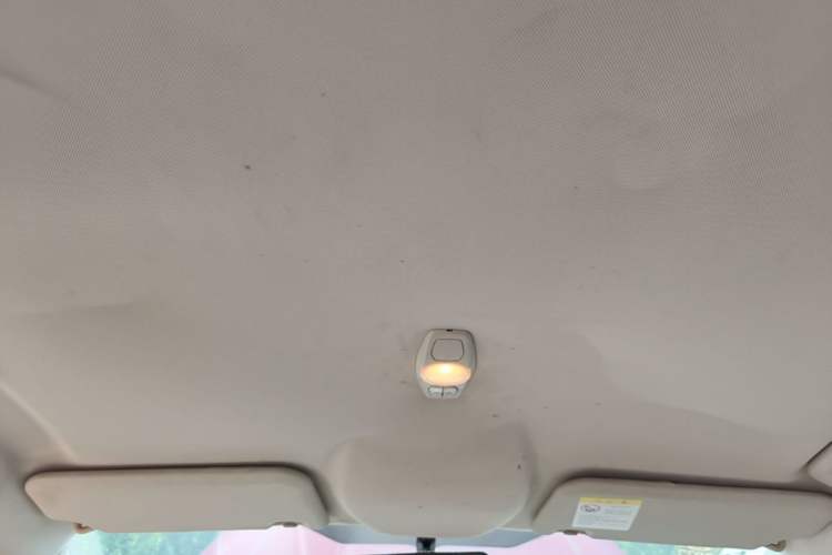 Used Ford Focus 2012 Sedan 1.6L Automatic Comfort Model Headliner