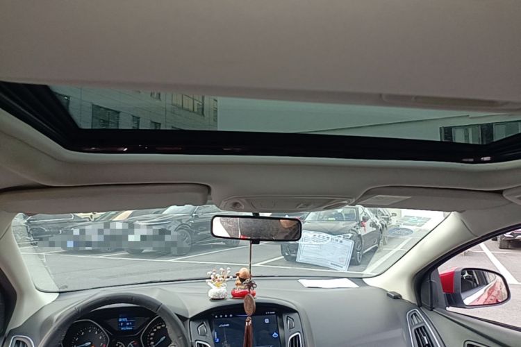 Used Ford Focus 2012 Hatchback 1.6L Automatic Fashion Edition Headliner