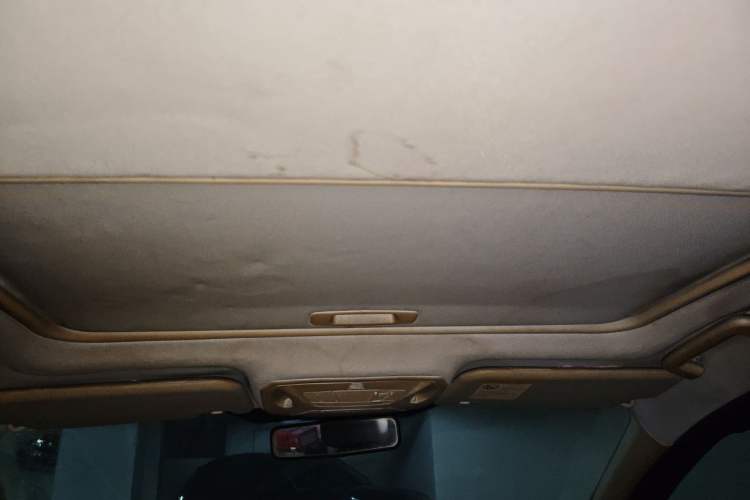 Used Ford Focus 2012 Hatchback 1.6L Automatic Fashion Edition Headliner