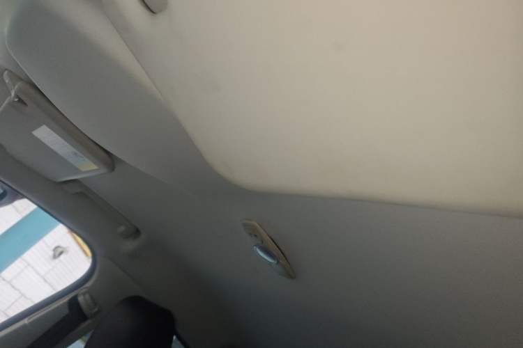 Used Ford Focus 2012 Hatchback 1.6L Automatic Fashion Edition Headliner