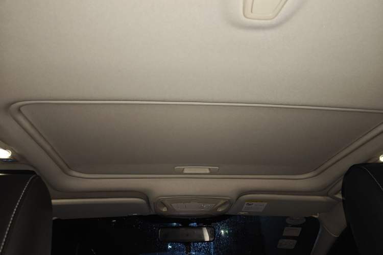 Used Ford Focus 2012 Hatchback 1.6L Automatic Fashion Edition Headliner