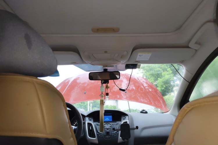 Used Ford Focus 2012 Hatchback 1.6L Automatic Fashion Edition Headliner