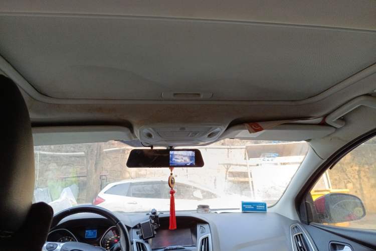 Used Ford Focus 2012 Hatchback 1.6L Automatic Fashion Edition Headliner