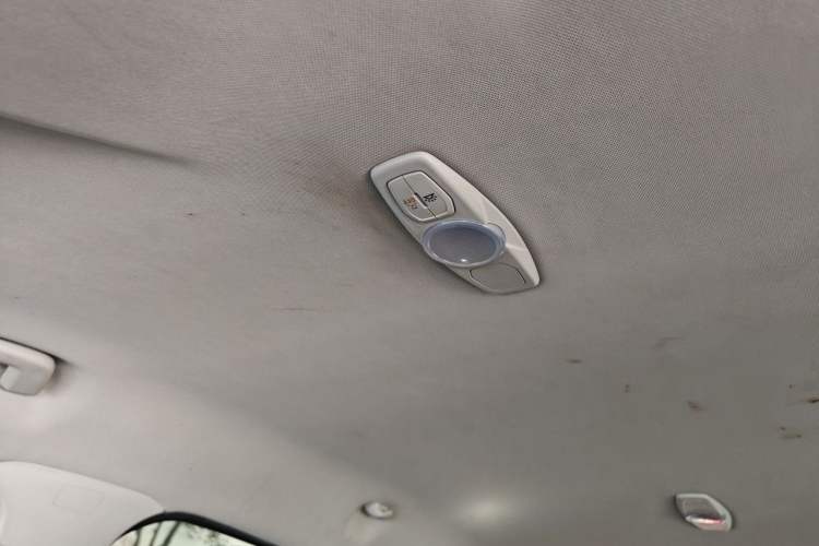 Used Ford Focus 2012 Hatchback 1.6L Manual Comfort Model Headliner