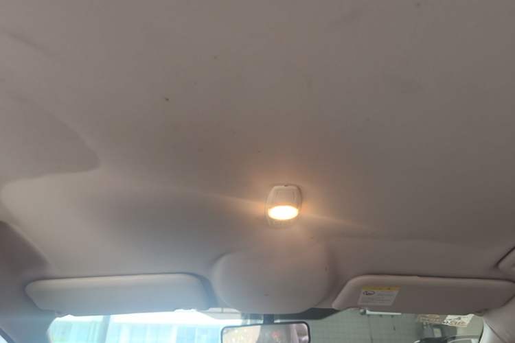 Used Ford Focus 2012 Sedan 1.6L Automatic Comfort Model Headliner