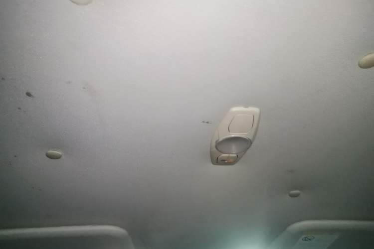 Used Ford Focus 2012 Sedan 1.6L Automatic Comfort Model Headliner