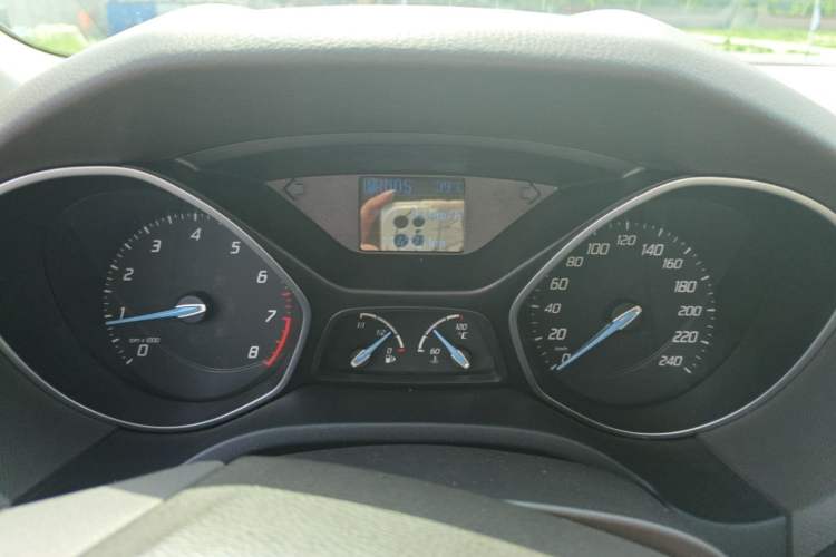 Used Ford Focus 2012 Hatchback 1.6L Automatic Fashion Edition Instrument Cluster