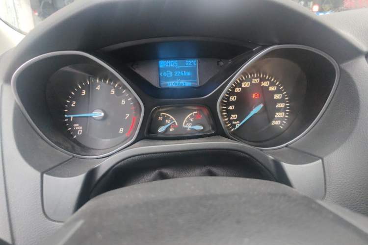 Used Ford Focus 2012 Hatchback 1.6L Automatic Fashion Edition Instrument Cluster