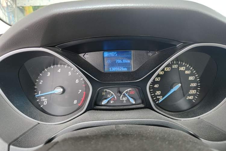 Used Ford Focus 2012 Sedan 1.6L Automatic Comfort Model Instrument Cluster