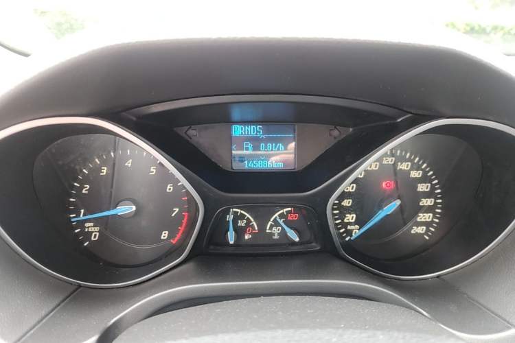 Used Ford Focus 2012 Hatchback 1.6L Automatic Fashion Edition Instrument Cluster