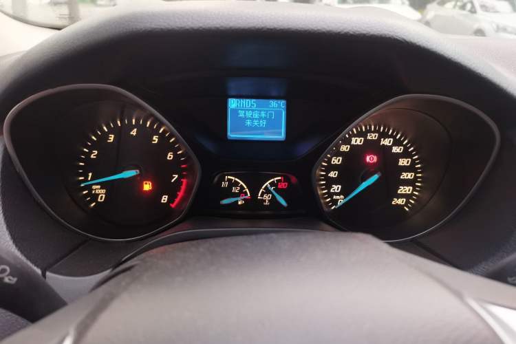 Used Ford Focus 2012 Sedan 1.6L Automatic Fashion Edition Instrument Cluster