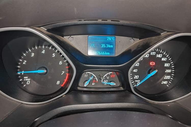 Used Ford Focus 2012 Sedan 1.6L Manual Comfort Model Instrument Cluster