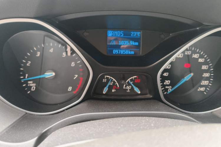 Used Ford Focus 2012 Sedan 1.6L Automatic Comfort Model Instrument Cluster