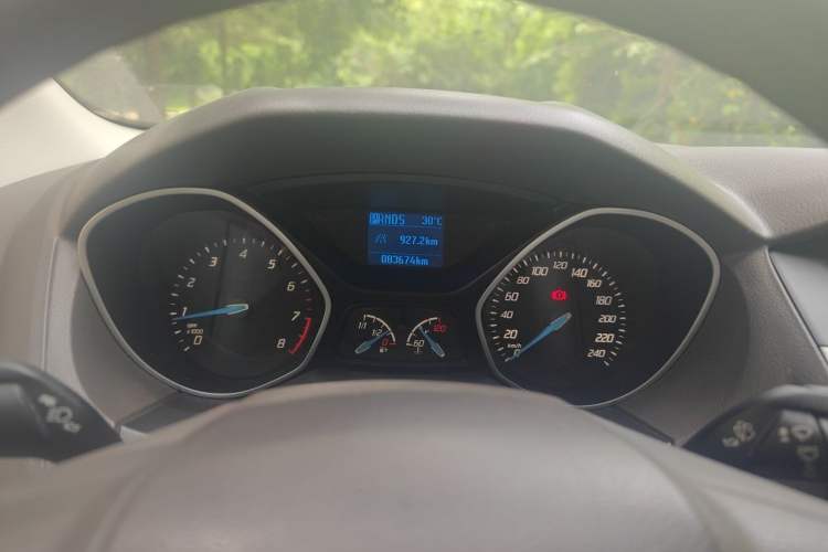 Used Ford Focus 2012 Sedan 1.6L Automatic Comfort Model Instrument Cluster