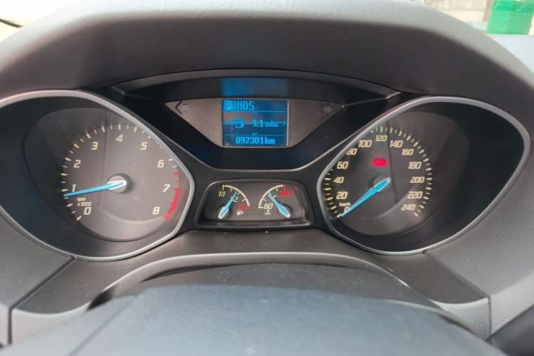 Used Ford Focus 2012 Hatchback 1.6L Automatic Fashion Edition Instrument Cluster