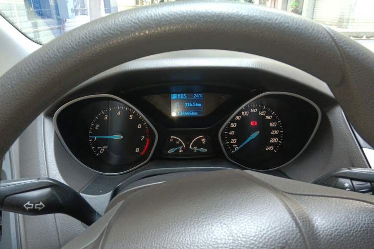 Used Ford Focus 2012 Sedan 1.6L Automatic Comfort Model Instrument Cluster