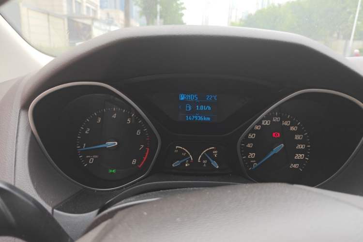 Used Ford Focus 2012 Hatchback 1.6L Automatic Fashion Edition Instrument Cluster