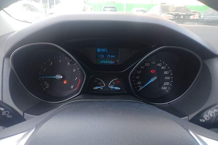 Used Ford Focus 2012 Hatchback 1.6L Automatic Fashion Edition Instrument Cluster