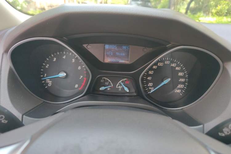 Used Ford Focus 2012 Hatchback 1.6L Automatic Fashion Edition Instrument Cluster