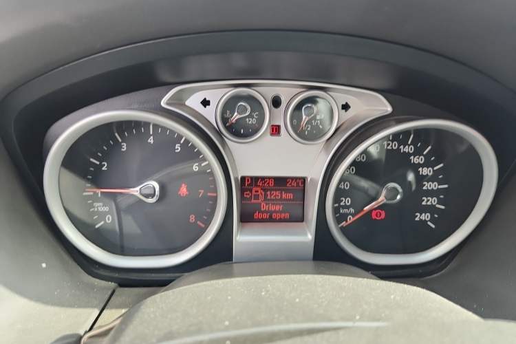 Used Ford Focus 2012 Hatchback Classic 1.8L Automatic Fashion Edition Instrument Cluster