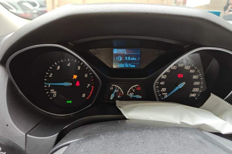 Used Ford Focus 2012 Hatchback 1.6L Automatic Fashion Edition Instrument Cluster