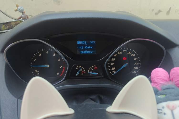 Used Ford Focus 2012 Hatchback 1.6L Automatic Fashion Edition Instrument Cluster