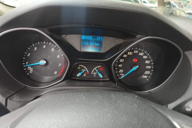 Used Ford Focus 2012 Sedan 1.6L Automatic Fashion Edition Instrument Cluster