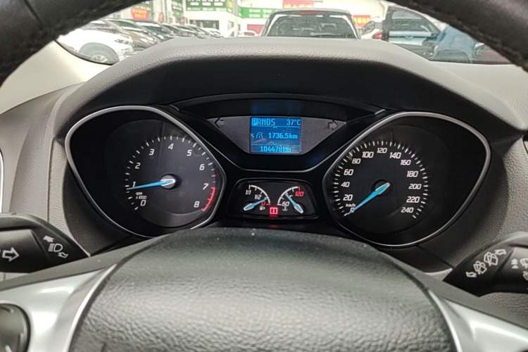 Used Ford Focus 2012 Hatchback 1.6L Automatic Fashion Edition Instrument Cluster
