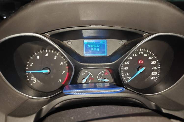 Used Ford Focus 2012 Sedan 1.6L Automatic Fashion Edition Instrument Cluster