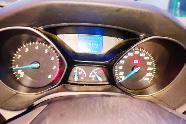 Used Ford Focus 2012 Hatchback 1.6L Manual Fashion Edition Instrument Cluster