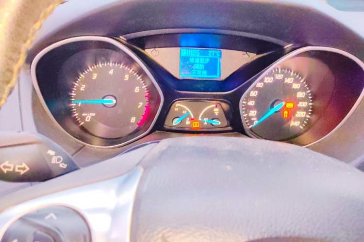Used Ford Focus 2012 Hatchback 1.6L Automatic Fashion Edition Instrument Cluster