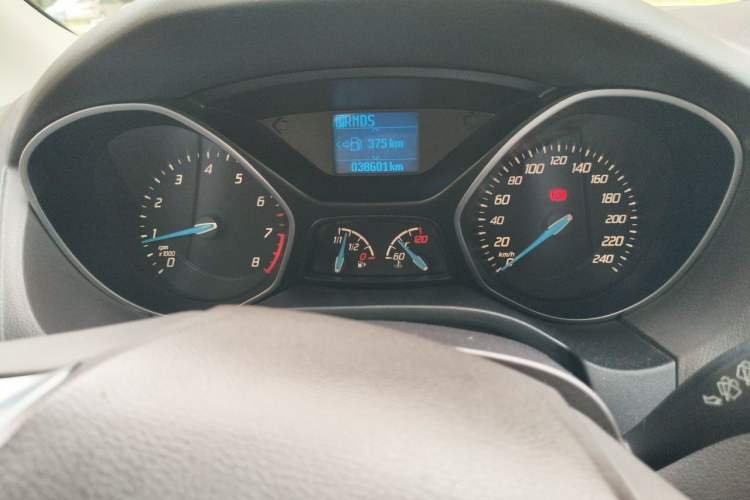 Used Ford Focus 2012 Hatchback 1.6L Automatic Fashion Edition Instrument Cluster
