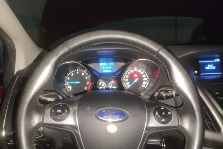 Used Ford Focus 2012 Sedan 1.6L Automatic Fashion Edition Instrument Cluster