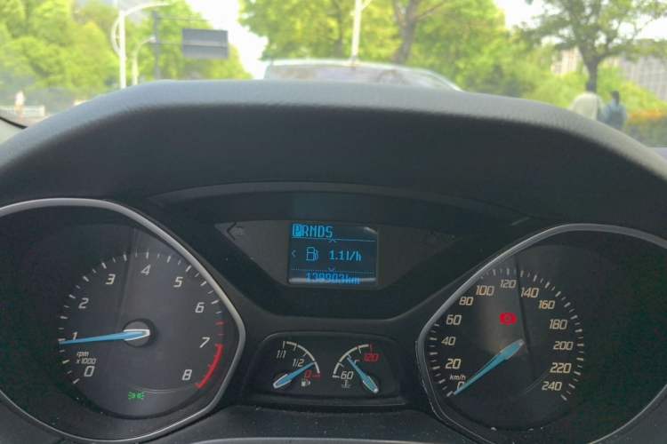 Used Ford Focus 2012 Sedan 1.6L Automatic Fashion Edition Instrument Cluster