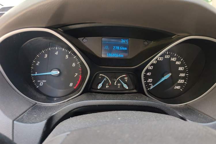 Used Ford Focus 2012 Sedan 1.6L Manual Comfort Model Instrument Cluster