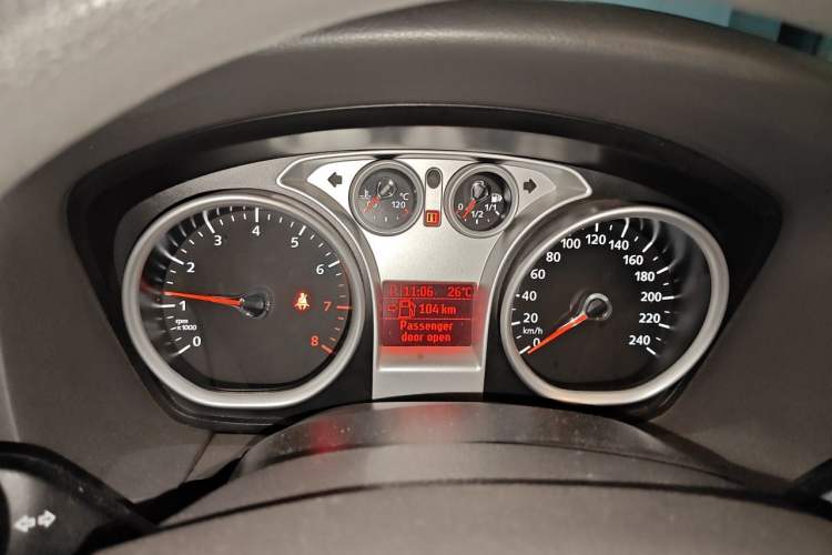 Used Ford Focus 2012 Sedan Classic 1.8L Automatic Fashion Edition Instrument Cluster
