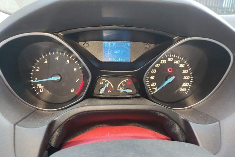 Used Ford Focus 2012 Sedan 1.6L Automatic Fashion Edition Instrument Cluster