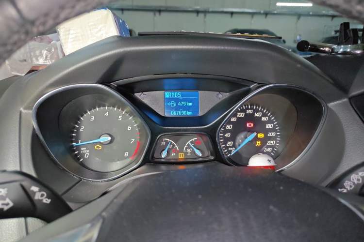 Used Ford Focus 2012 Hatchback 1.6L Automatic Fashion Edition Instrument Cluster