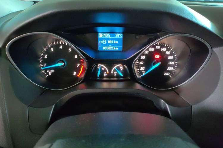 Used Ford Focus 2012 Hatchback 1.6L Automatic Fashion Edition Instrument Cluster