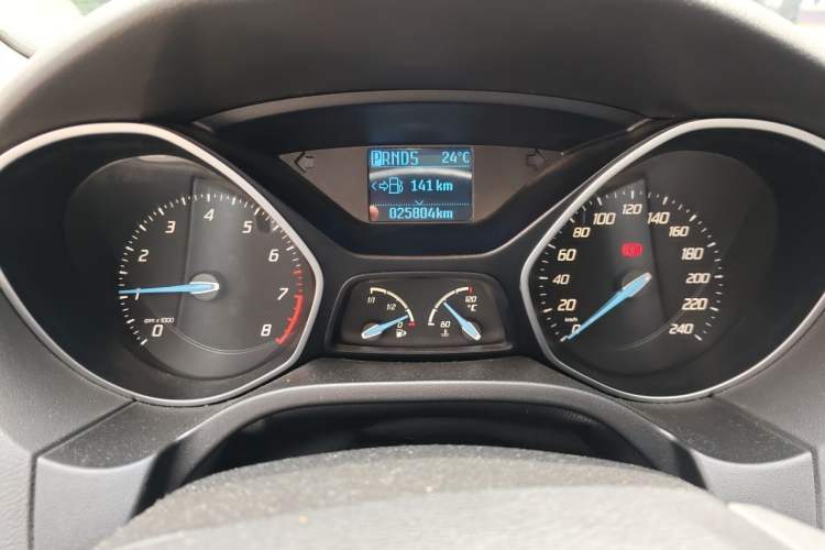 Used Ford Focus 2012 Sedan 1.6L Automatic Fashion Edition Instrument Cluster
