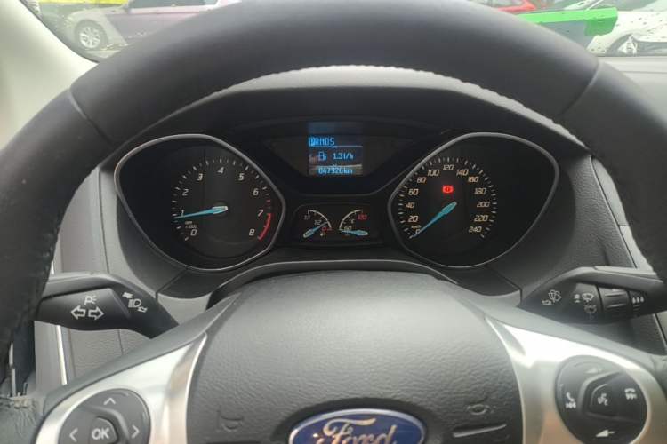 Used Ford Focus 2012 Sedan 1.6L Automatic Fashion Edition Instrument Cluster