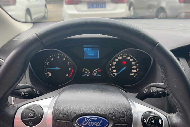 Used Ford Focus 2012 Sedan 1.6L Automatic Fashion Edition Instrument Cluster