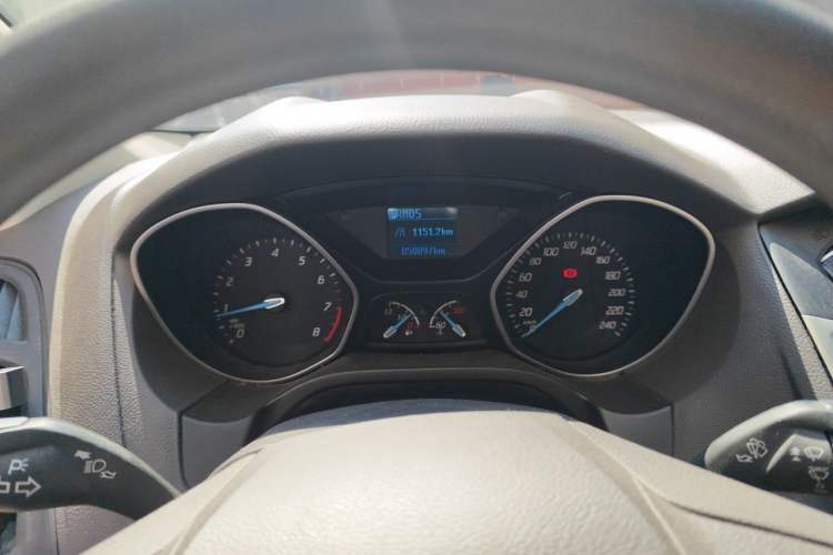 Used Ford Focus 2012 Sedan 1.6L Automatic Comfort Model Instrument Cluster