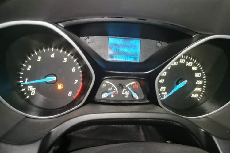 Used Ford Focus 2012 Sedan 1.6L Automatic Comfort Model Instrument Cluster