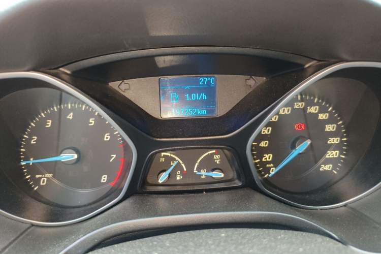 Used Ford Focus 2012 Sedan 1.6L Manual Fashion Edition Instrument Cluster