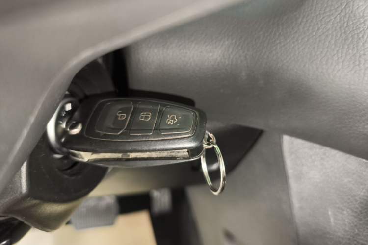 Used Ford Focus 2012 Sedan 1.6L Automatic Fashion Edition Interior 1