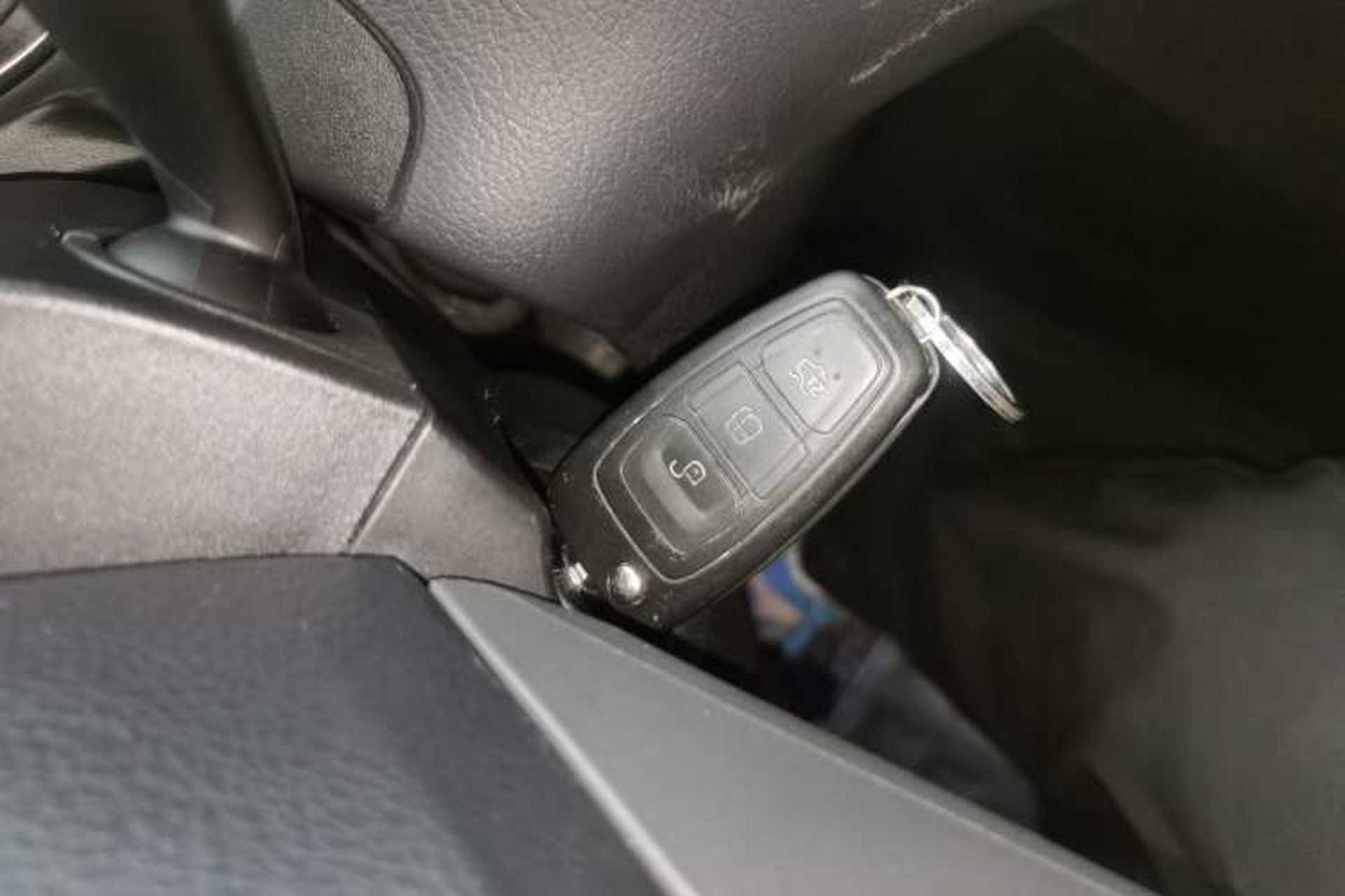 Used Ford Focus 2012 Hatchback 1.6L Automatic Fashion Edition Interior 1