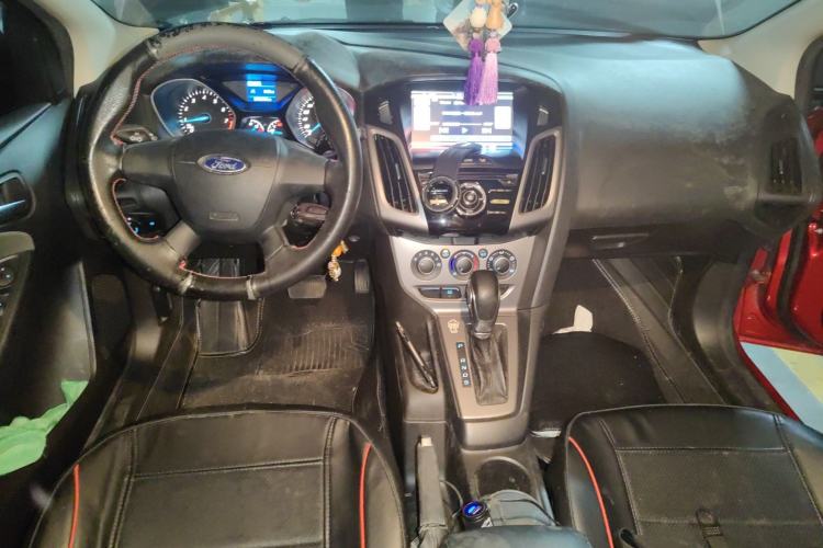 Used Ford Focus 2012 Hatchback 1.6L Automatic Comfort Model Interior 2