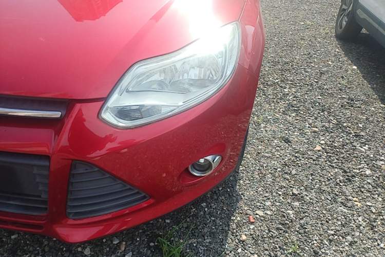 Used Ford Focus 2012 Hatchback 1.6L Automatic Fashion Edition Left Front Headlight