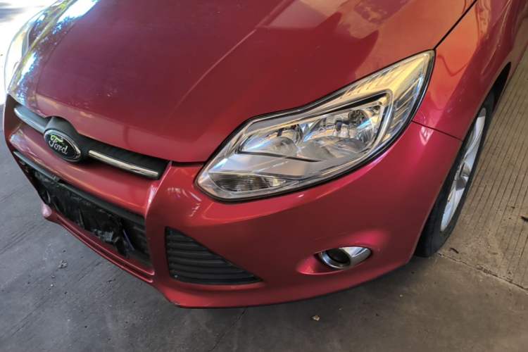 Used Ford Focus 2012 Hatchback 1.6L Automatic Fashion Edition Left Front Headlight